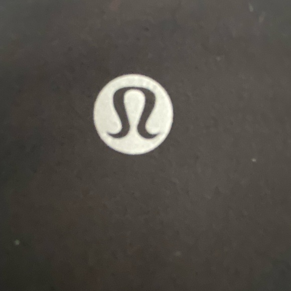 Lululemon Align Leggings w/ pockets - Picture 5 of 9